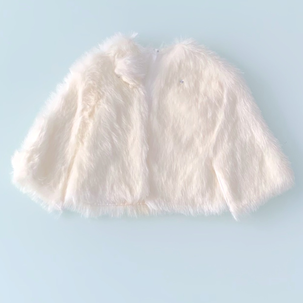 White Capelet